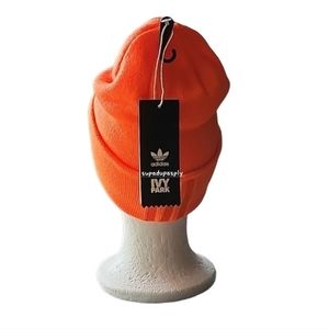 IVP BEANIE Solar Orange (ivy Park Trail Limited Edition)